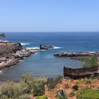 0017A7BE-A29F-4C57-BA90-D0B8B1F82472