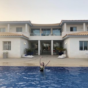 580A8BC3-0519-4D70-9352-B1F98A1913D5